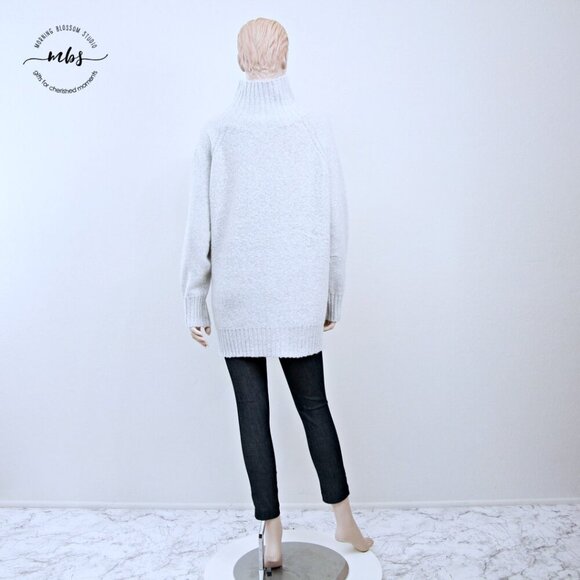 NWOT Korye Turtleneck Sweater Light Gray Women 1X - Picture 3 of 9